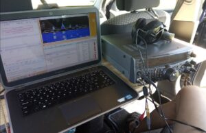 Al mediodía, la temperatura exterior subió a un agradable + 8 ° Cod TS-200JunioR panadapter v N1MM Kenwood TS-2000 s SDR panadaptérom v N1MM