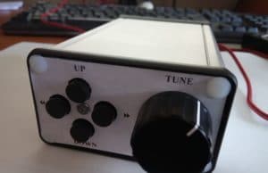 Remote station ladiaci gombík