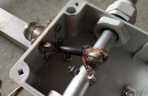 Detail žiariča YU7EF yagi na 144MHz